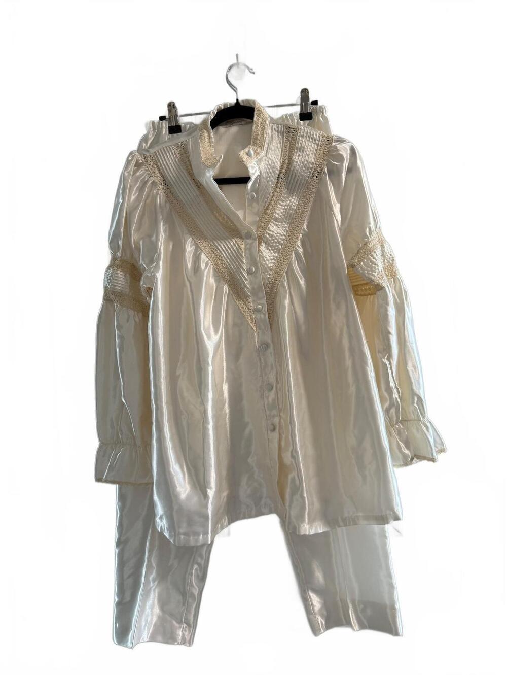 Vintage Lise Stevens White Satin Pajama Set Women’s Medium Lace Trim 2 Piece